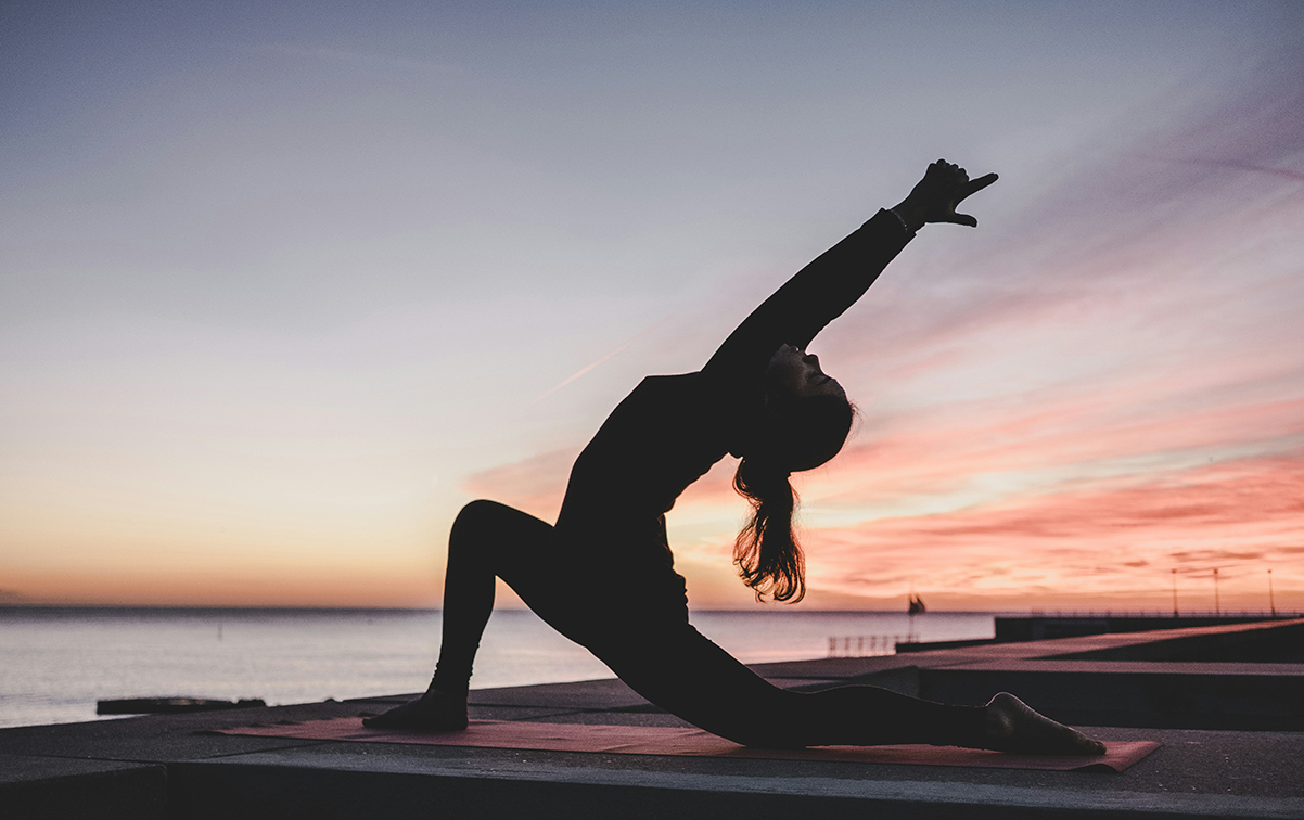 baia delle sirene, garda. yoga